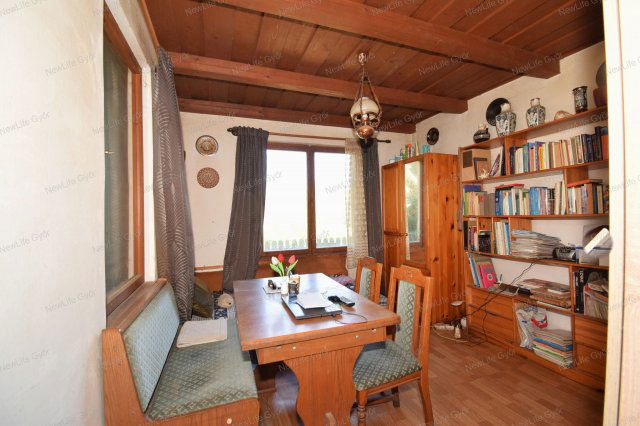 Eladó családi ház, Győrújbaráton 37.99 M Ft, 3 szobás