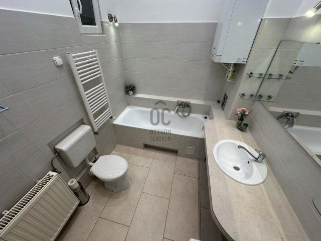 Eladó téglalakás, Budapesten, VI. kerületben 139 M Ft, 4 szobás