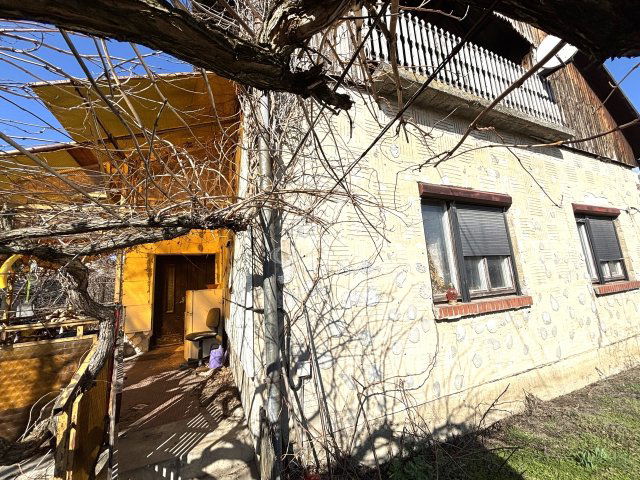 Eladó családi ház, Monorierdőn 32 M Ft, 3 szobás