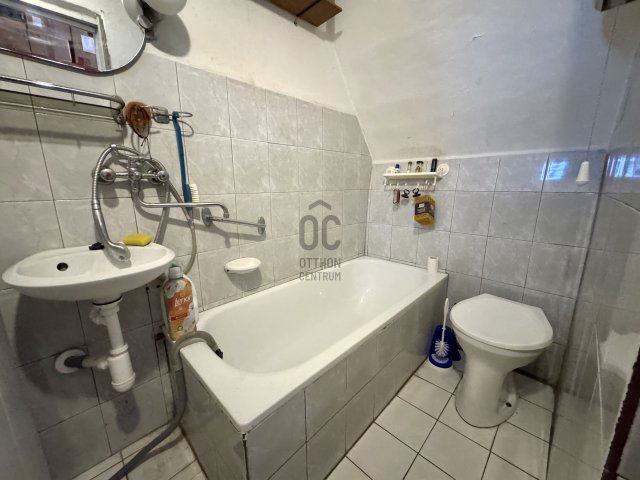 Eladó téglalakás, Budapesten, XXI. kerületben 46.5 M Ft