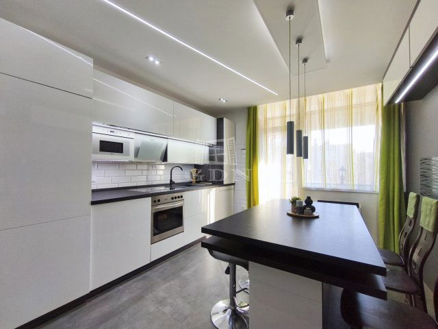 Eladó téglalakás, Zalaegerszegen 52.9 M Ft, 3 szobás