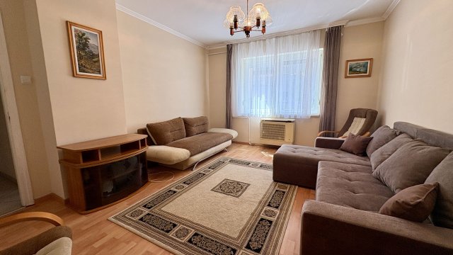Kiadó téglalakás, albérlet, Debrecenben 180 E Ft / hó, 1 szobás