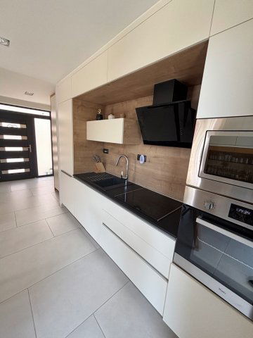 Eladó családi ház, Vonyarcvashegyen 149.9 M Ft, 1+4 szobás