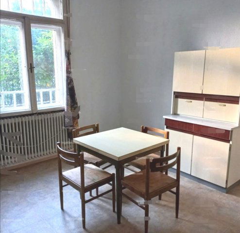 Eladó téglalakás, Budapesten, XV. kerületben 0.25 M Ft, 2 szobás