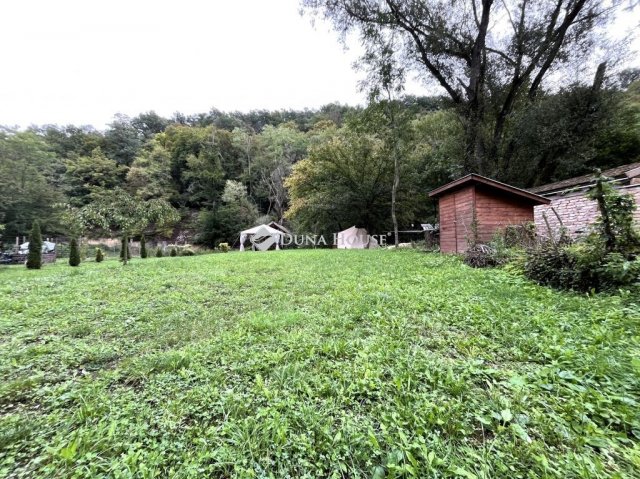 Eladó telek, Ajkán 12.5 M Ft / költözzbe.hu