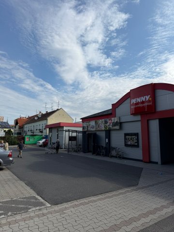 Eladó téglalakás, Mosonmagyaróváron 27.9 M Ft, 2 szobás