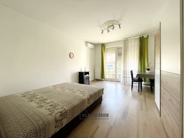 Kiadó téglalakás, albérlet, Debrecenben 150 E Ft / hó, 1 szobás