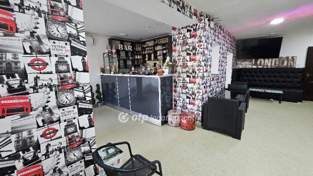 Eladó üzlethelyiség, Jászjákóhalmán 54 M Ft