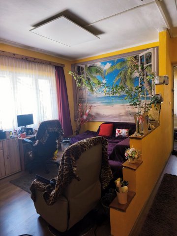 Eladó családi ház, Szegeden 89.9 M Ft, 3 szobás