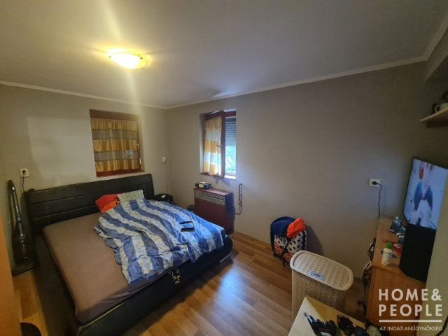 Eladó családi ház, Hódmezővásárhelyen 48 M Ft, 6 szobás