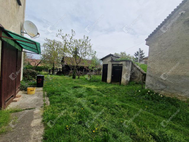 Eladó családi ház, Ácsteszéren 62 M Ft, 5 szobás
