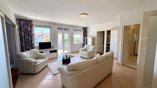 Kiadó téglalakás, albérlet, Debrecenben 350 E Ft / hó, 4 szobás