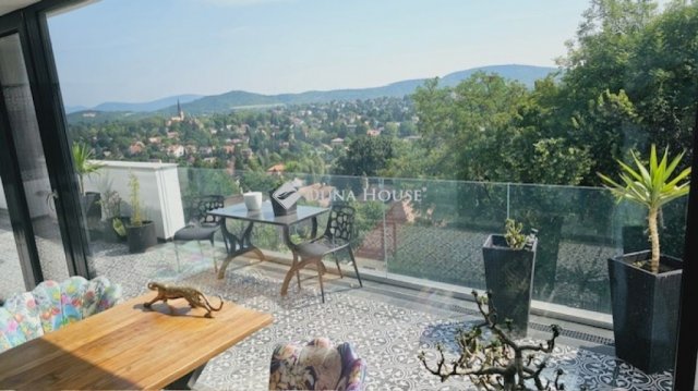 Eladó családi ház, Budapesten, II. kerületben 390 M Ft, 4 szobás