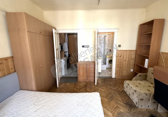 Eladó téglalakás, VIII. kerületben, Népszínház utcában
