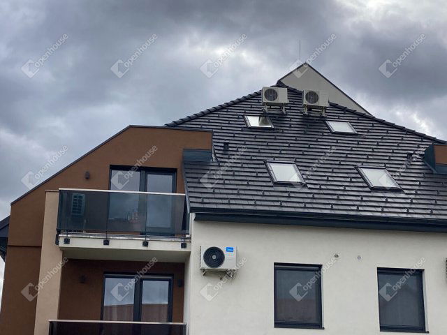 Eladó téglalakás, Sárváron 53 M Ft, 2 szobás