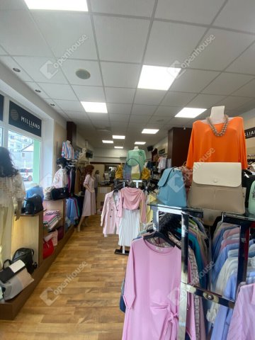 Eladó iroda, Komáromban 299.5 M Ft / költözzbe.hu