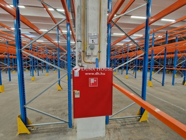 Kiadó ipari ingatlan, Kecskeméten 4646 E Ft / hó