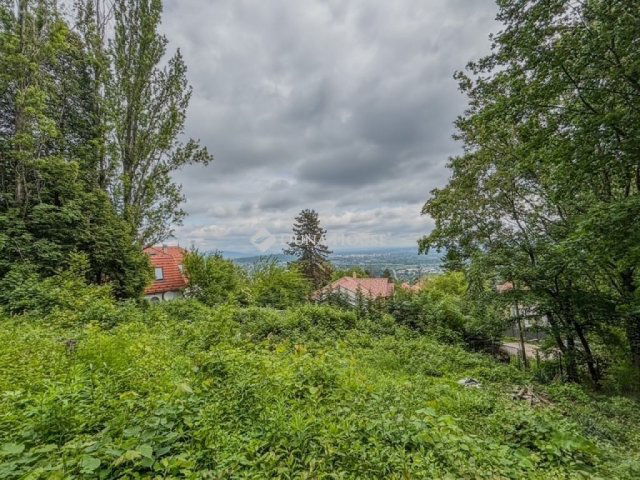 Eladó telek, Budapesten, III. kerületben 260 M Ft