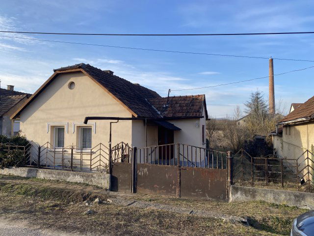 Eladó családi ház, Szendrőn 7.9 M Ft, 2 szobás