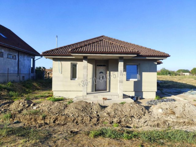Eladó családi ház, Inárcson 114 M Ft, 5 szobás