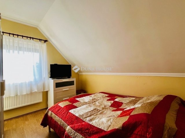 Eladó családi ház, Gárdonyban 99.9 M Ft, 6 szobás