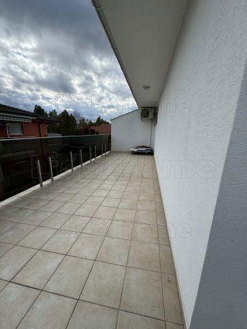 Kiadó téglalakás, albérlet, Siófokon 450 E Ft / hó, 3 szobás