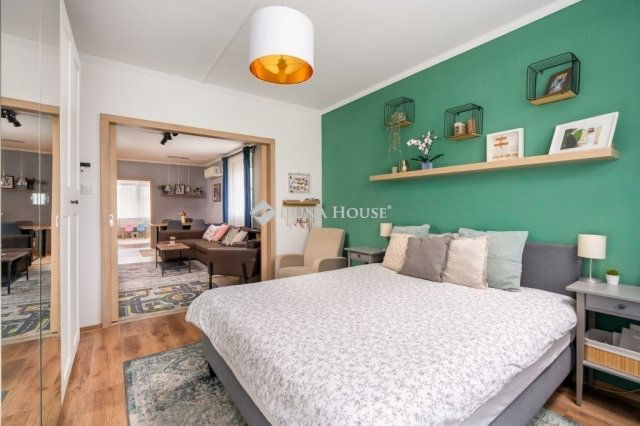 Eladó panellakás, Budapesten, XV. kerületben 88 M Ft, 4 szobás