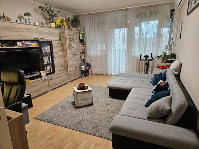 Eladó téglalakás, Szombathelyen 48.9 M Ft, 2+1 szobás