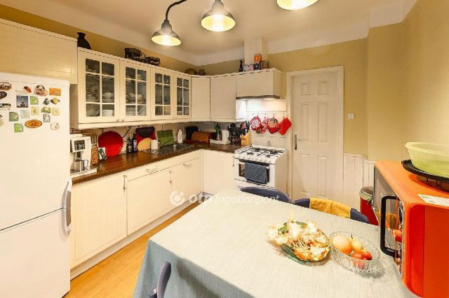 Eladó családi ház, Győrött 149.5 M Ft, 5+1 szobás