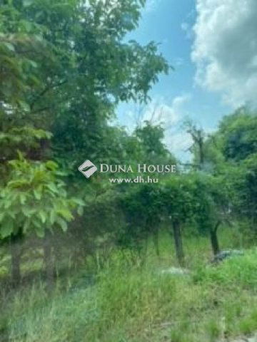 Eladó telek, Budapesten, III. kerületben 186.9 M Ft