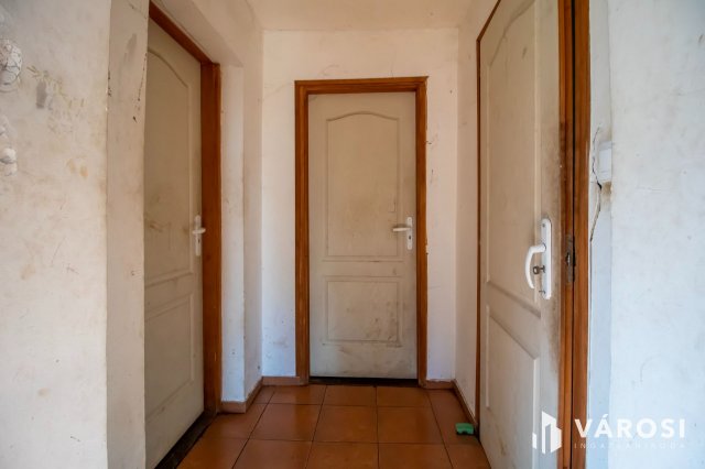 Eladó családi ház, Velencén 42 M Ft, 1+1 szobás