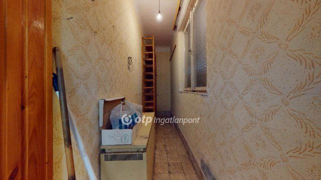 Eladó családi ház, Mezőkövesden 26.5 M Ft, 2 szobás