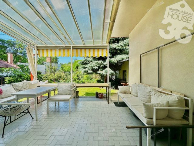 Eladó családi ház, Kecskeméten 220 M Ft, 5 szobás