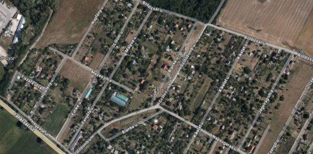 Eladó családi ház, Győrött 19.9 M Ft, 2 szobás