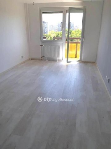 Eladó panellakás, Budapesten, IV. kerületben 73.9 M Ft