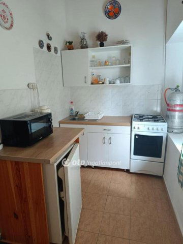 Eladó családi ház, Sarudon 24.9 M Ft, 3+1 szobás