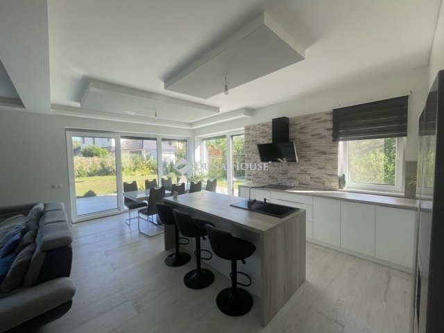 Eladó ikerház, Veresegyházon 229 M Ft, 5 szobás