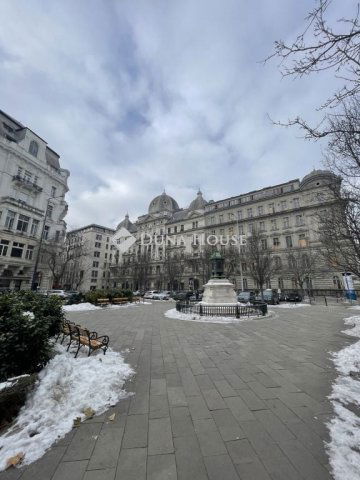 Eladó téglalakás, Budapesten, V. kerületben 189.9 M Ft, 4 szobás