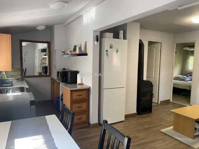 Eladó nyaraló, Ráckevén 34 M Ft, 3 szobás