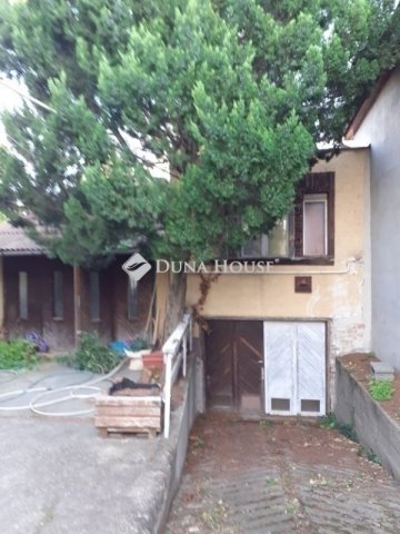 Eladó családi ház, Budapesten, XXI. kerületben 125.5 M Ft