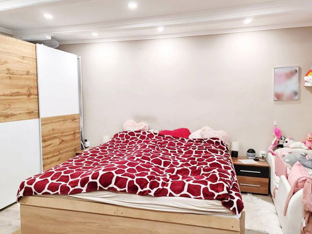 Eladó családi ház, Szigetszentmiklóson 62.5 M Ft, 1+2 szobás