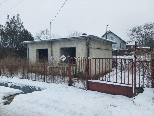 Eladó családi ház, Monorierdőn 29.5 M Ft, 2 szobás