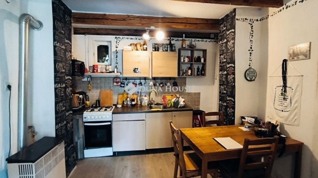 Eladó családi ház, Velencén 45.9 M Ft, 2 szobás