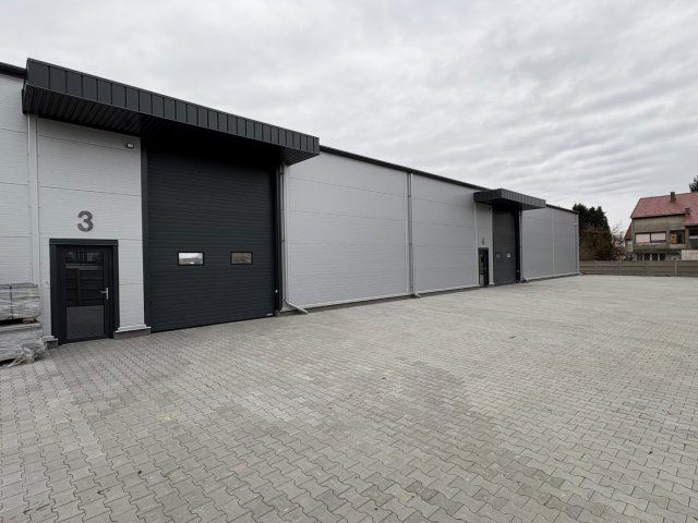 Kiadó ipari ingatlan, Kaposváron, Jutai úton 1600 E Ft / hó