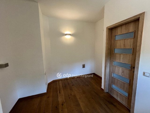 Eladó téglalakás, Budapesten, XIV. kerületben 64.5 M Ft