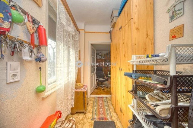 Eladó családi ház, Káván 35.9 M Ft, 2 szobás