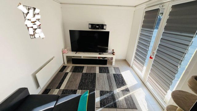 Eladó családi ház, Iszkaszentgyörgyön 33 M Ft, 1+3 szobás