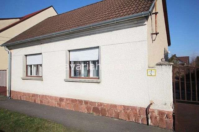 Eladó családi ház, Szombathelyen 48.9 M Ft, 2 szobás