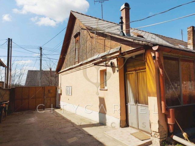 Eladó családi ház, Dunaföldváron 29 M Ft, 3 szobás