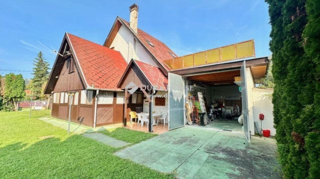 Eladó családi ház, Balatonfenyvesen 430 M Ft, 4 szobás